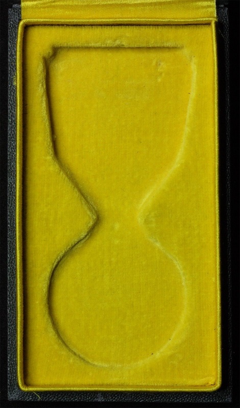 日支化振興提携 東亞文国教敍策委員会章-.jpg