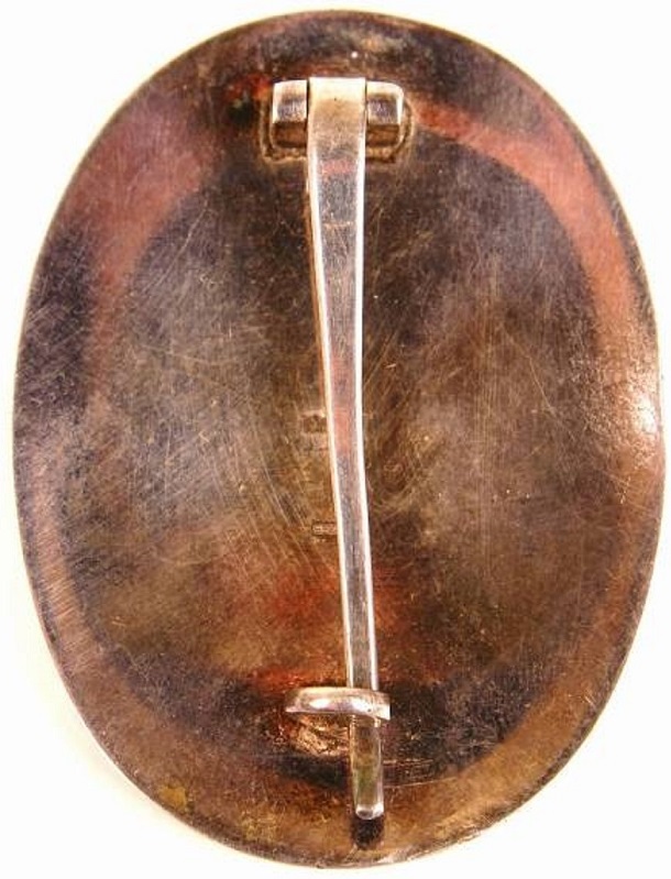 奉任官用 昭和大禮使徽章..jpg