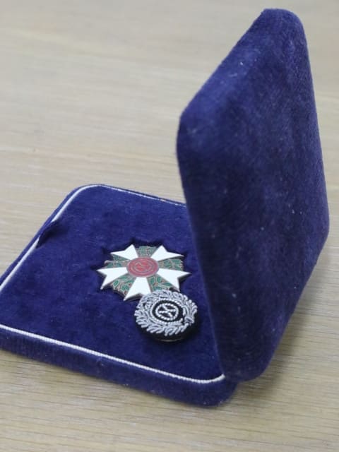 西武鉄道株式会社 功績章.jpg