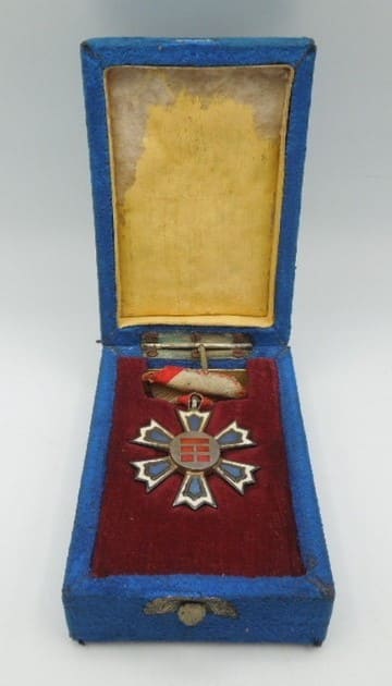 大韓帝国   勲七等八掛章.jpg 大韓帝国   勲七等八掛章.jpg