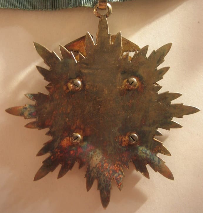 明治時代 功三級金鵄勲章.jpg