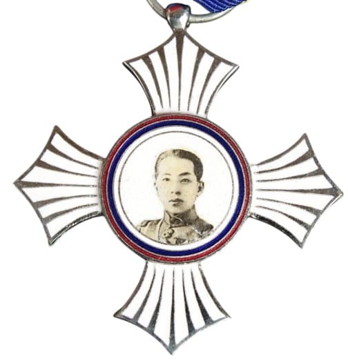 張総司令長官記念章.jpg