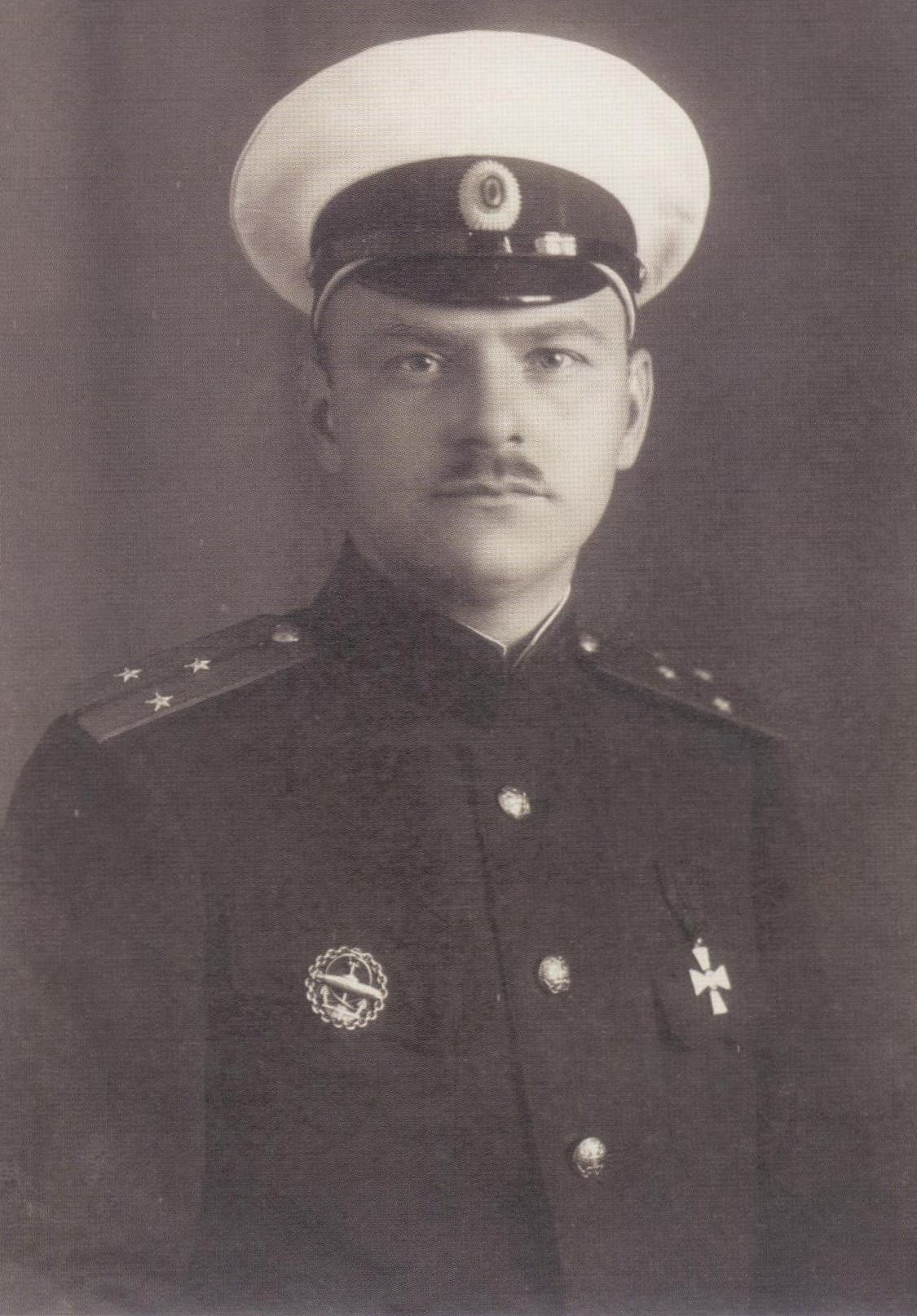 Капитан 1-го ранга Василий Александрович Меркушов.jpg