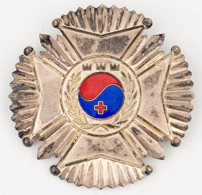 Korean Red Cross Breast Star.jpg
