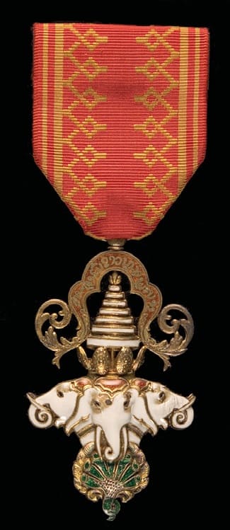 Laos, Royal Order of the Million Elephants and White Parasol, width 38.3mm [awarded July 1919].jpg