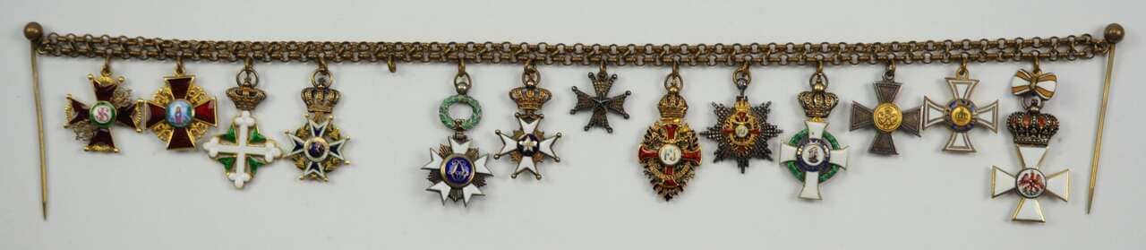 Large miniature chain of the consular official and diplomat Paul Goetsch..jpg