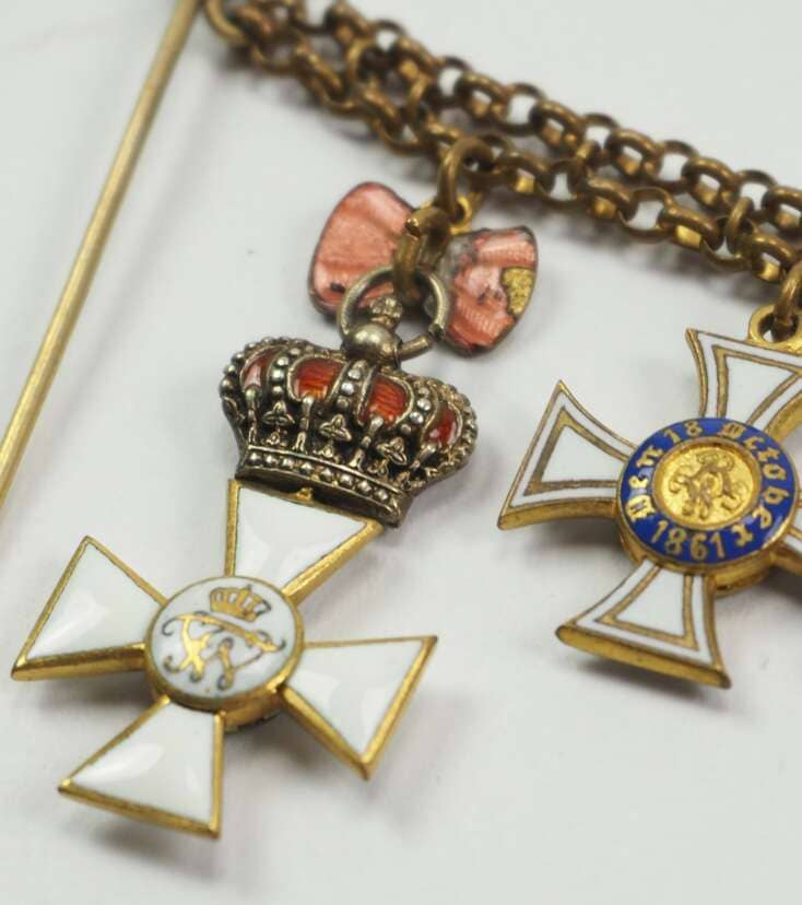 Large miniature chain  of the consular official and diplomat Paul Goetsch.jpg