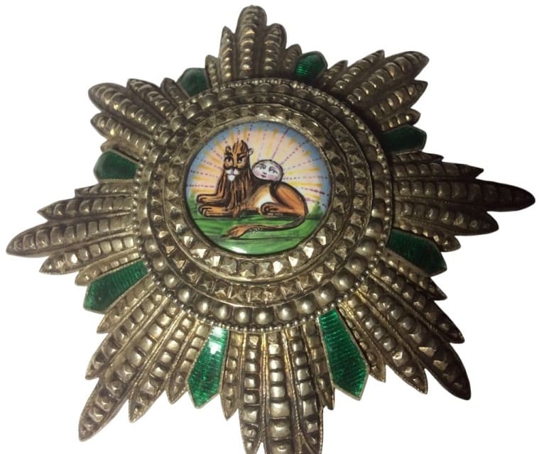 Lion and Sun  order breast star made by Wolfers.jpg