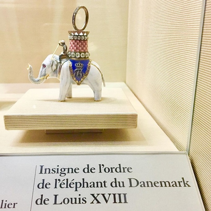 Louis XVIII Order of the Elephant from the Louvre collection.jpg