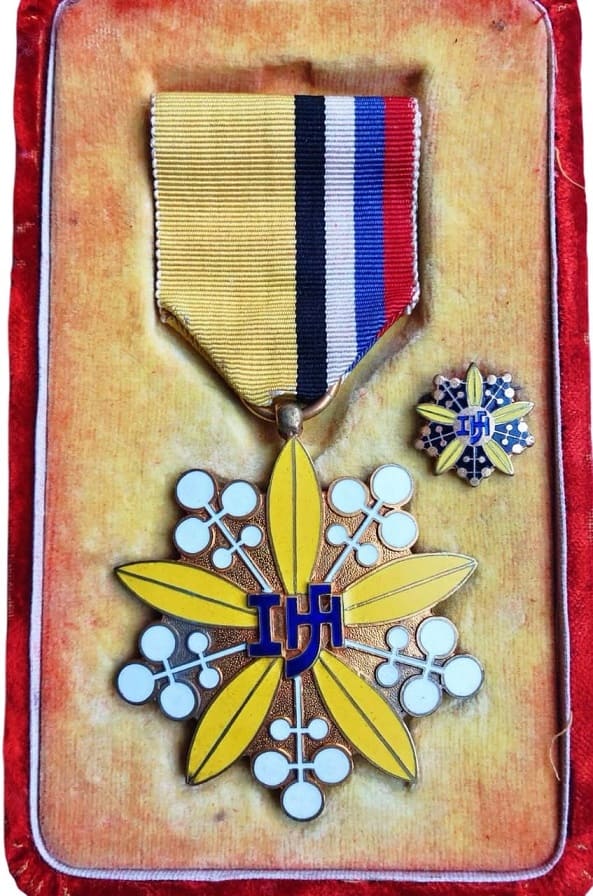 Maintenance of Public Order  Committee of Jilin Province Merit Medal.jpg