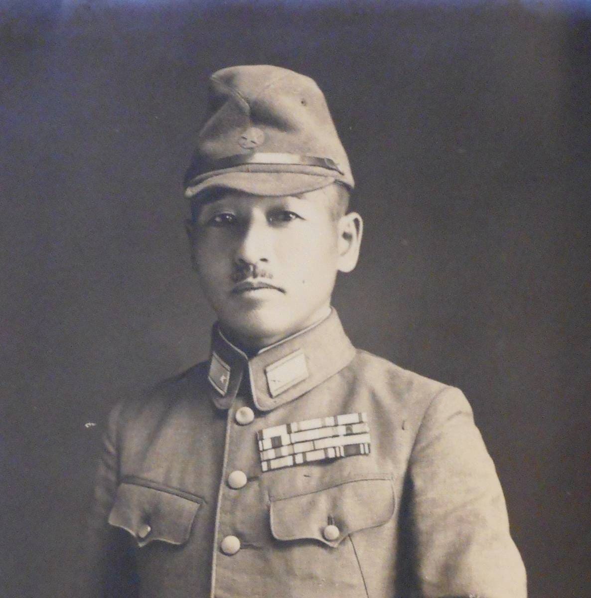 Major General with ribbon bar.jpg