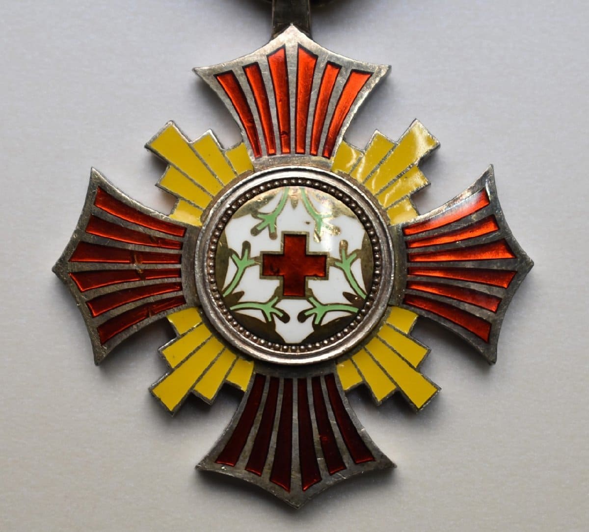 Manchukuo Red Cross  Society Merit  Order 満州国赤十字社有功章.jpg