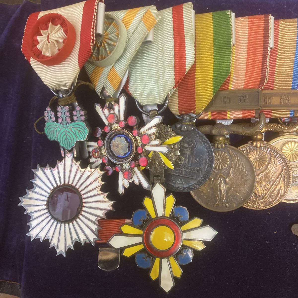 Medal Bar with Manchukuo   National Shrine Foundation Medal.jpg