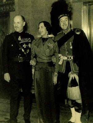 medal  bars in photos.jpg