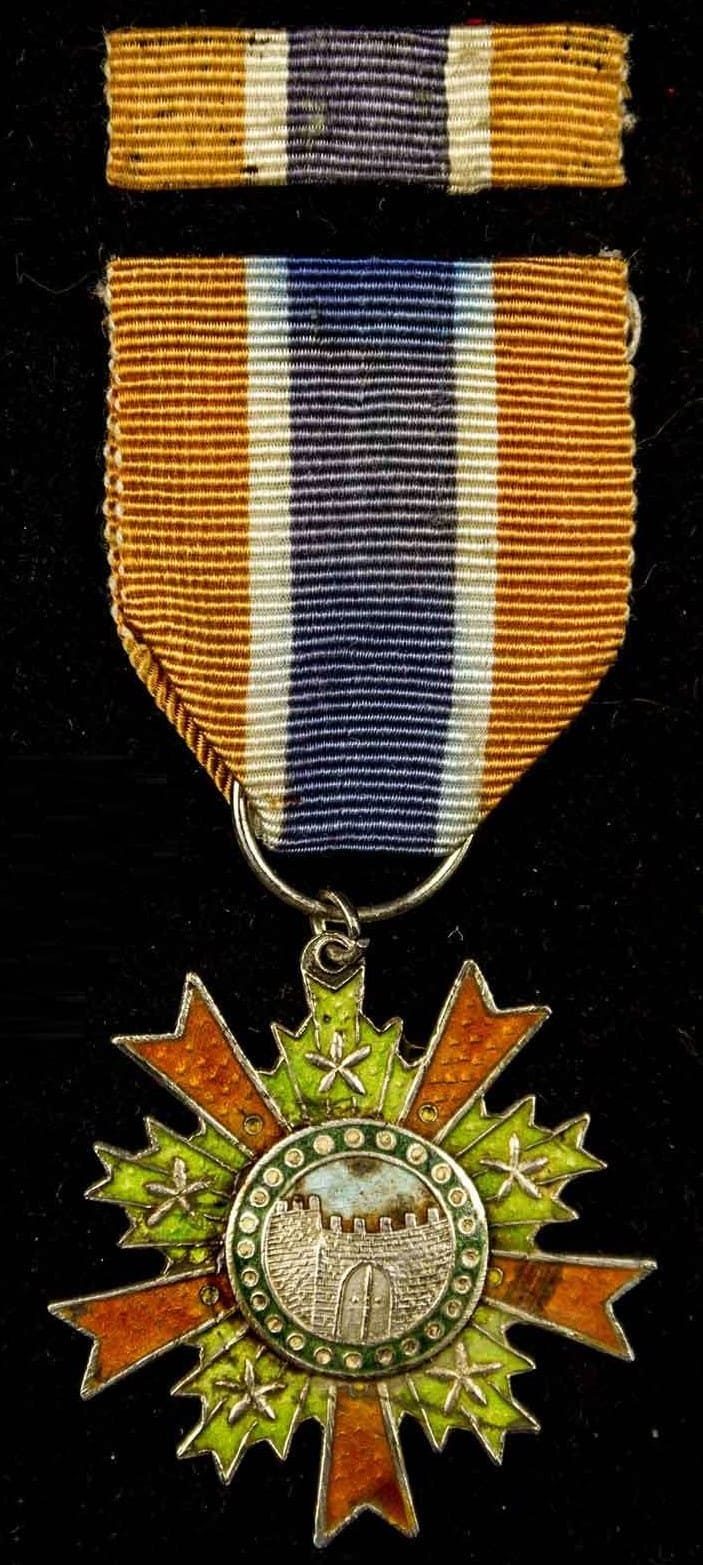 Medal for Victorious Garrison.jpg