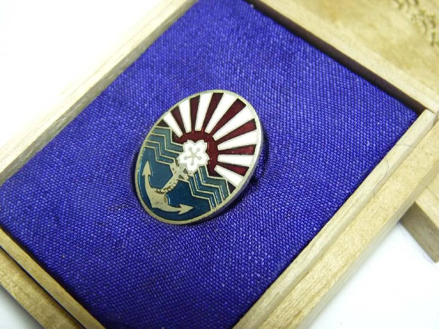 Merit Member Badge  of Navy League 海軍協會 功勞會員徽章..jpg