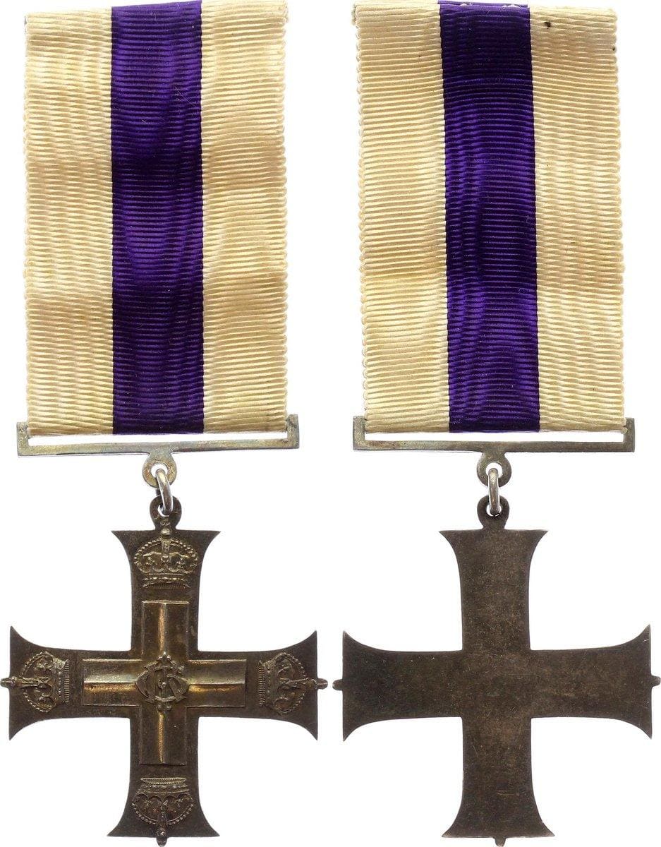 MILITARY  CROSS GEORGE V French made.jpg
