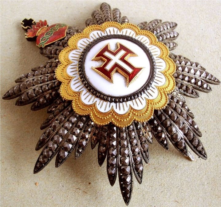 Military Order of Christ breast star made by Gustave Wolfers, Brussels.jpg