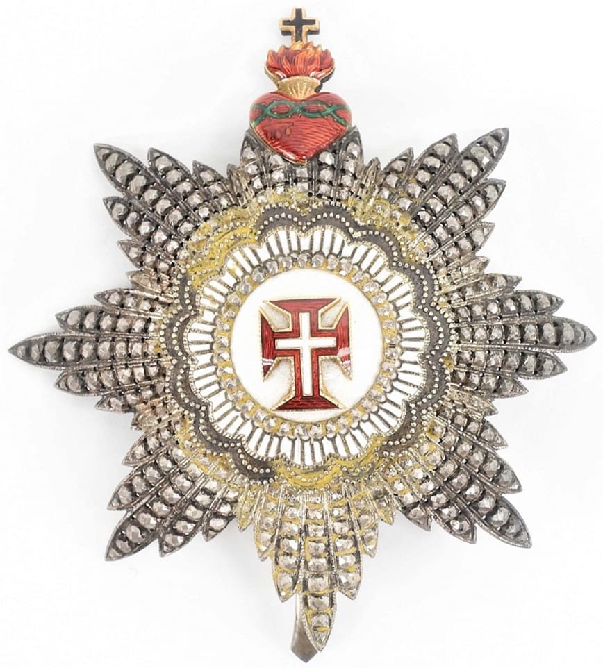 Military Order of Christ breast star made by Halley.jpg