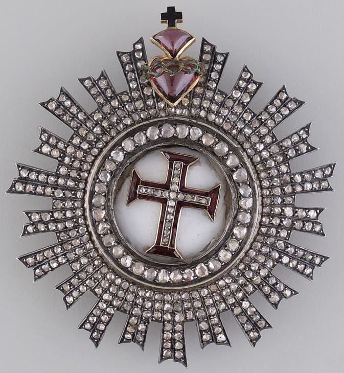 Military Order of Christ de luxe breast star Halley.jpg