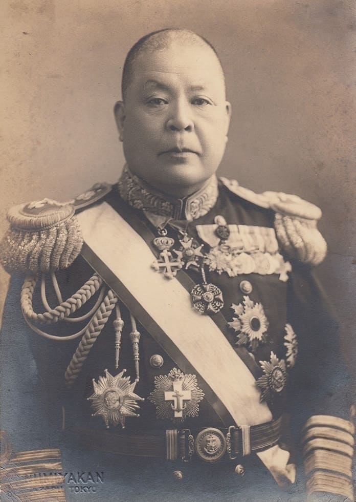 Mineo Ōsumi St. Anna with diamonds for Non-Christians.jpeg