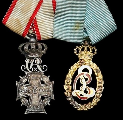 miniature bar once were in the the estate of Grand Duchess Xenia Alexandrovna of Russia.jpg