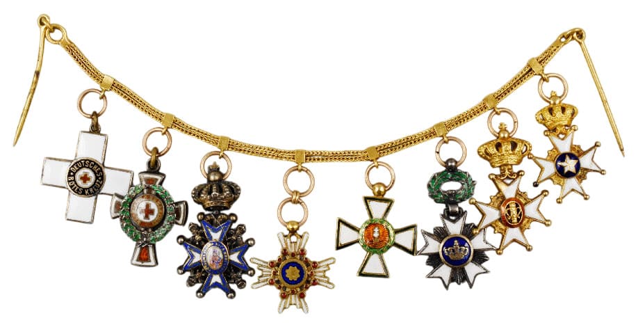 Miniature Chain with Sacred Treasure order.jpg