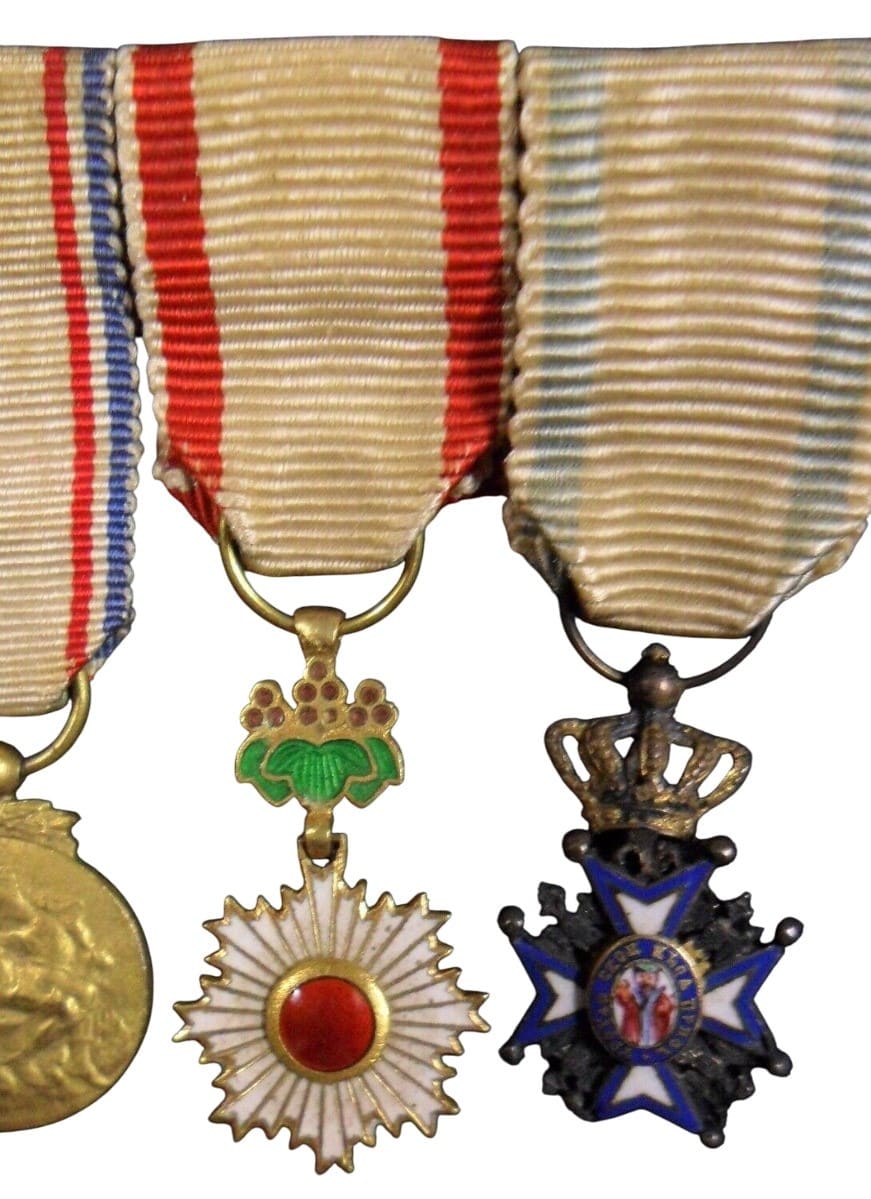 miniature group with Japanese  Order.jpg