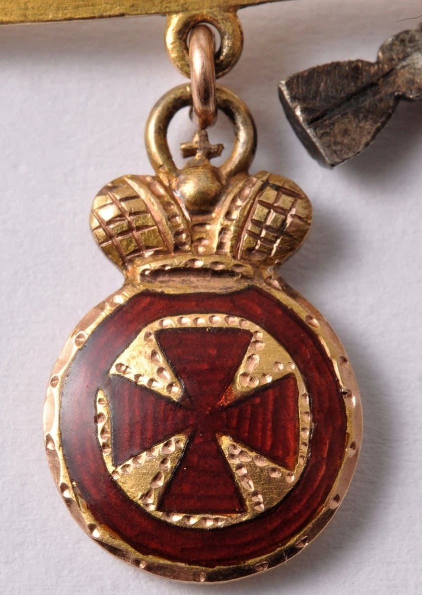 Miniature group with  order of Saint Anna 4th class.jpg