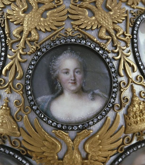 Miniature portrait of Empress Elizabeth Petrovna.jpg