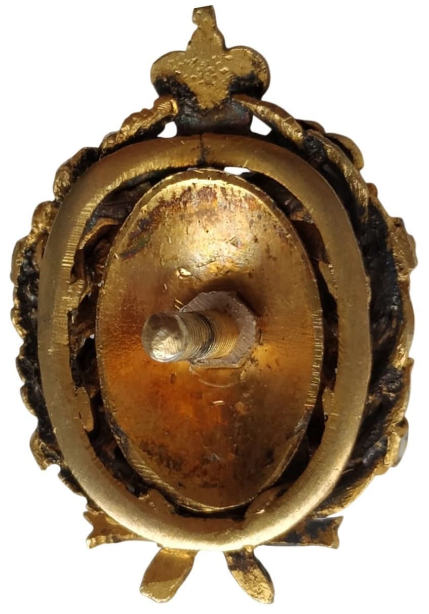 Moscow Archaeological Institute Miniature Badge А.Б.jpg