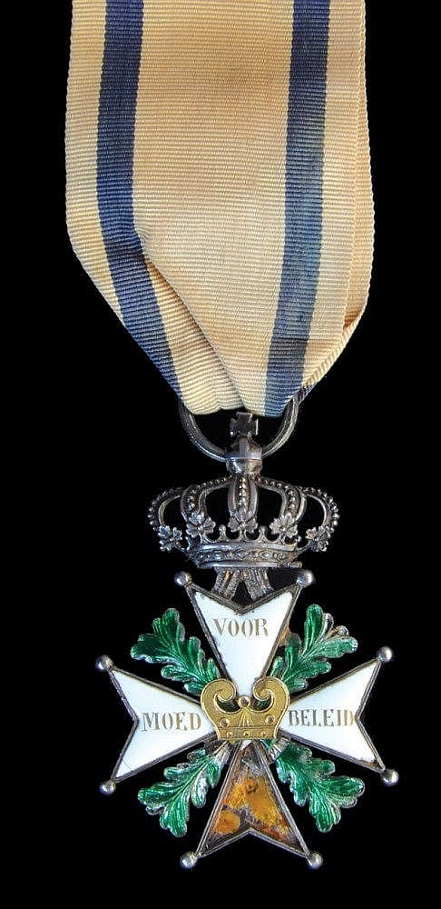 Netherlands, Order of Willem, Ridder's breast badge.jpg