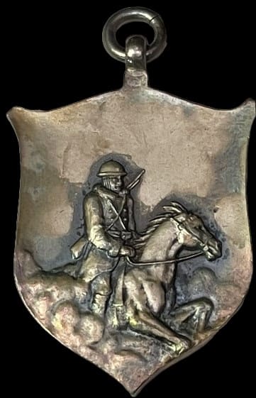 満州事変記念第十師団乗馬討伐隊 歩十ノ五 記念章.jpg