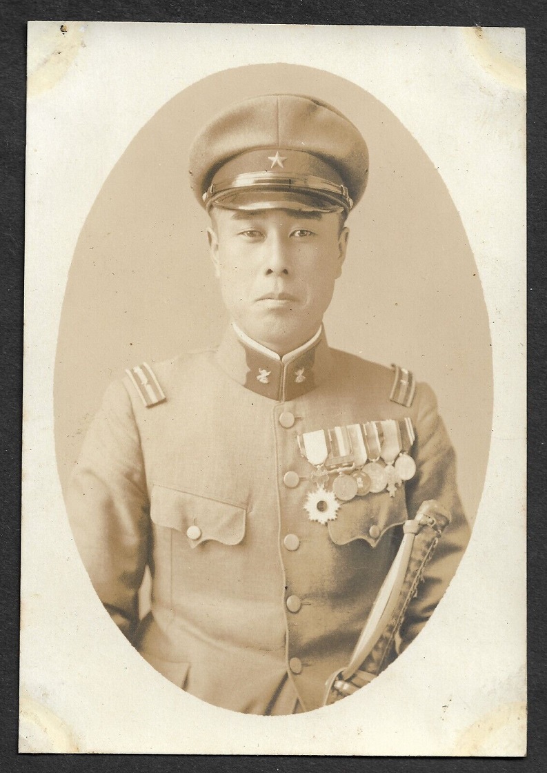 Officer of Japanese Independent Garrison Units in Photo.jpg