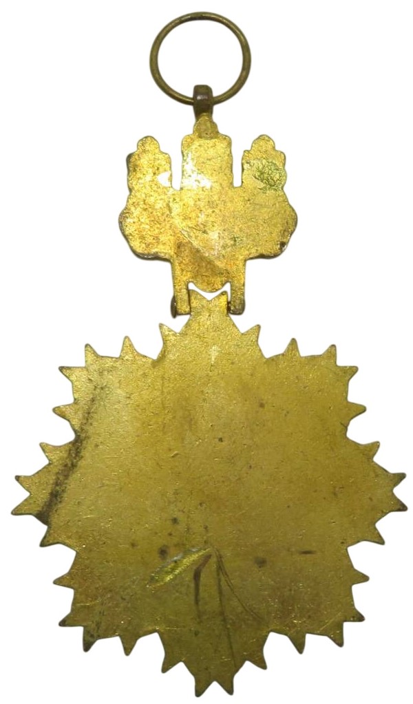 One-sided replica  of 1st class Rising Sun order.jpg