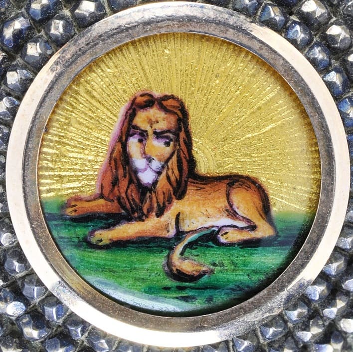 Орден Льва и Солнца 1-й  степени Никольс и Плинке.jpg