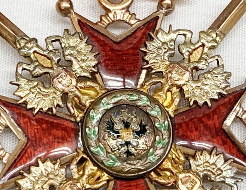 Орден  Святого Станислава  с мечами для нехристиан 3-й степени.jpg