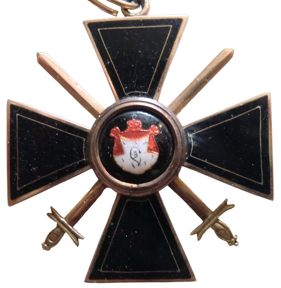 Орден Святого Владимира 4-й степени чёрной эмали с мечами.jpg