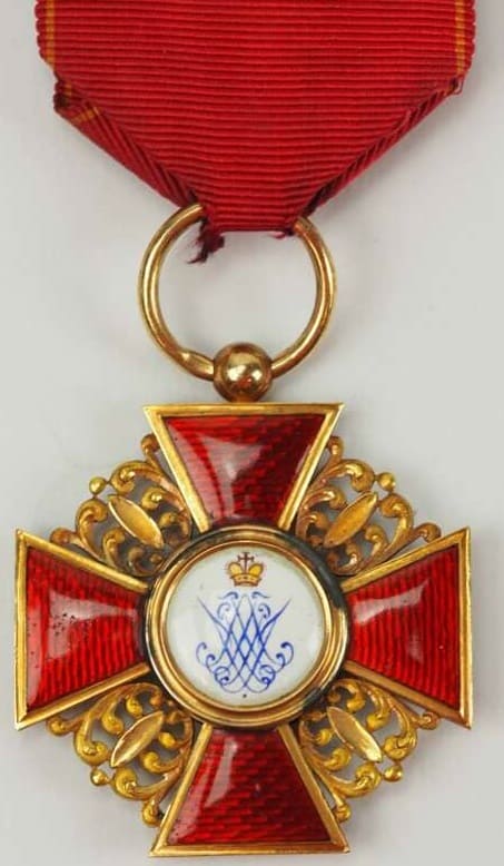 Орден Святой Анны 3-й  степени в золоте Франция.jpg Орден Святой Анны 3-й  степени в золоте Франция.jpg