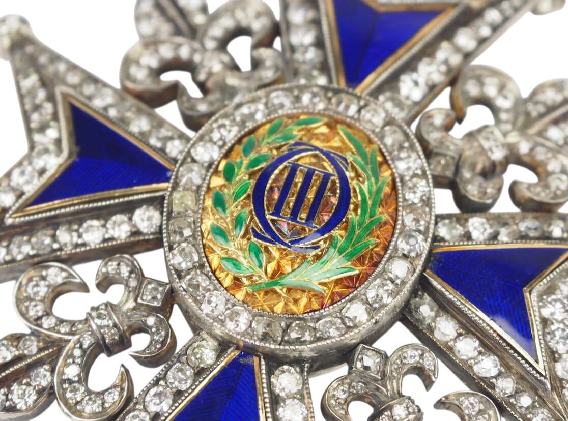 Order of  Carlos III breast star made by Kretly.jpg