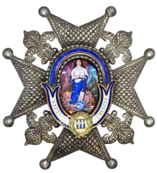 Order of Carlos III Grand Cross breast star by Lemaitre.jpg