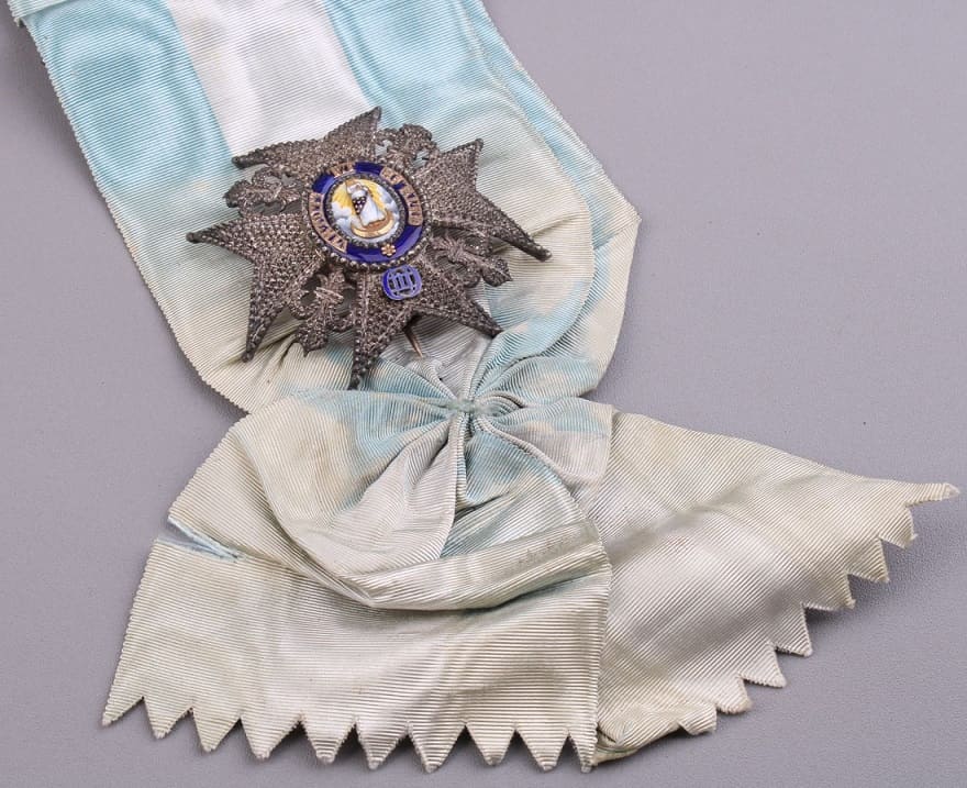 Order of Charles III  breast star.jpg