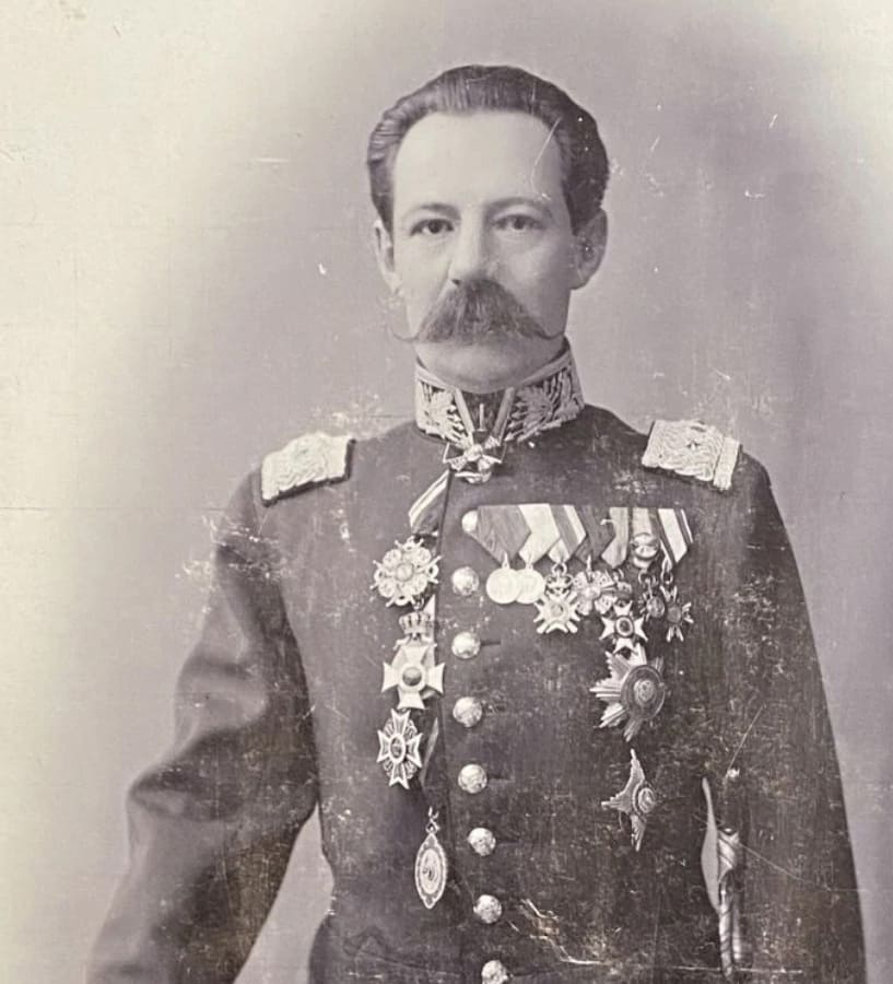 Order of Double Dragon.jpg