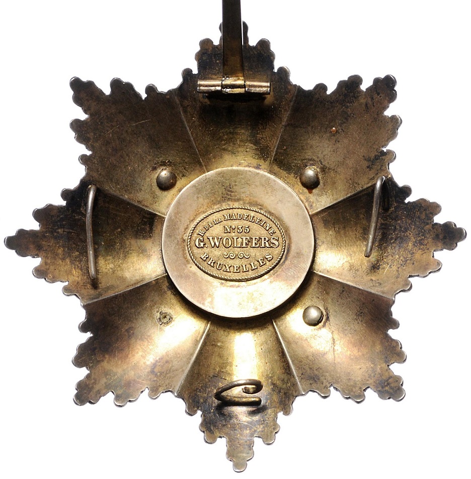 Order Of Honor & Merit of the Cuban Red Cross made by Gustave Wolfers,  Brussels.jpg