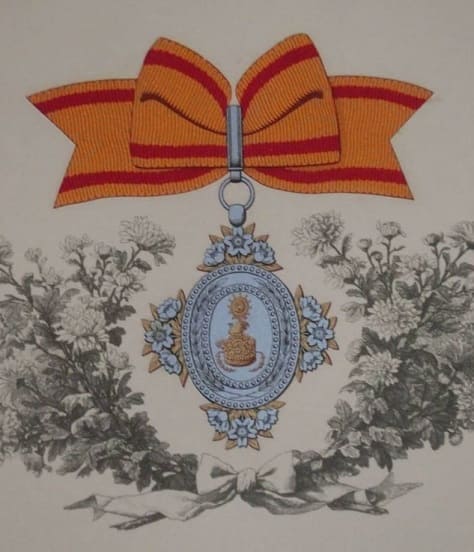 Order of Precious Crown.jpg Order of Precious Crown.jpg