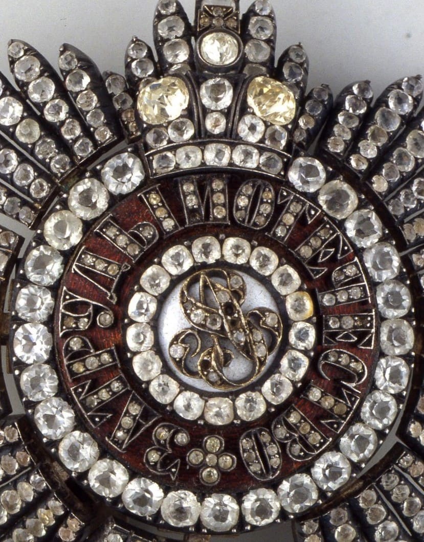 Order of Saint Alexander Nevsky with Diamonds from State  Historical Museum.jpg Order of Saint Alexander Nevsky with Diamonds from State  Historical Museum.jpg