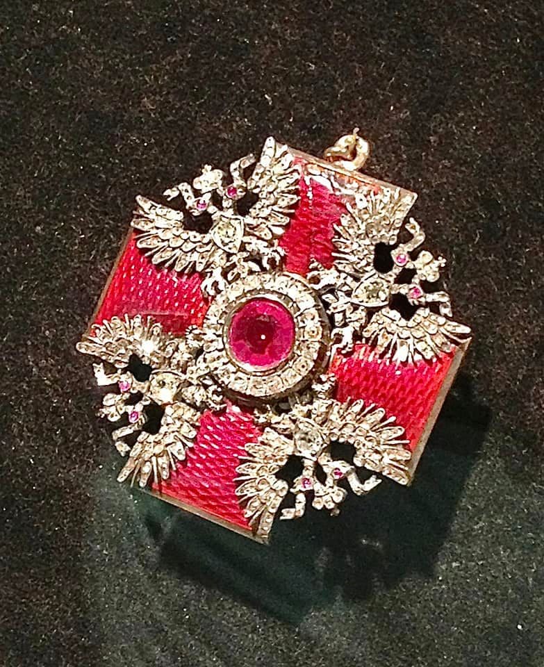 Order of Saint  Alexander Nevsky  with Diamonds.jpg
