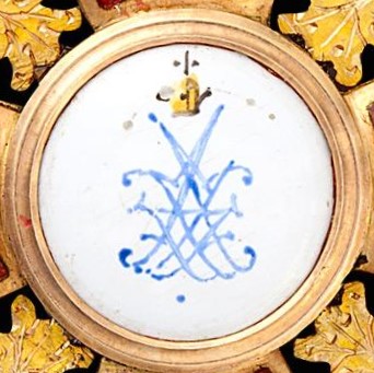 Order of Saint Anna with Imperial Crown made by  Immanuel Pannasch.jpg