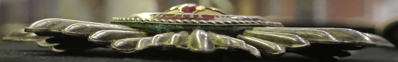 Order of Saint Anne breast star  from the epoch  of Napoleonic  Wars.jpg