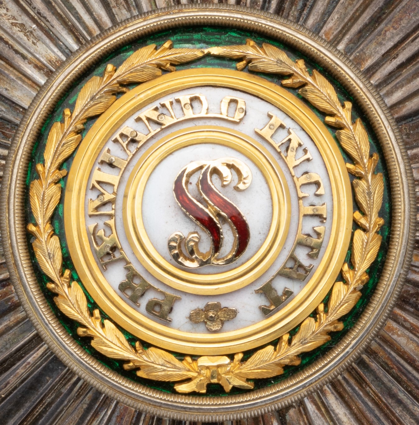 Order of Saint Stanislaus made by Dmitri Osipov workshop.jpg